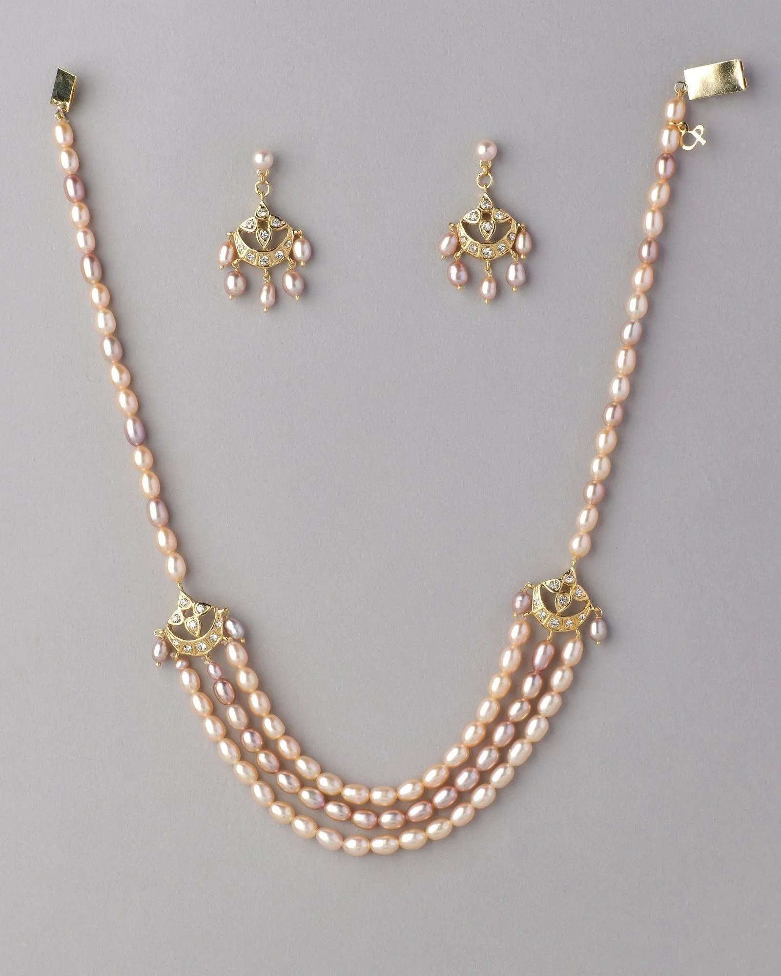 Beautiful Real Pearl Necklace Set