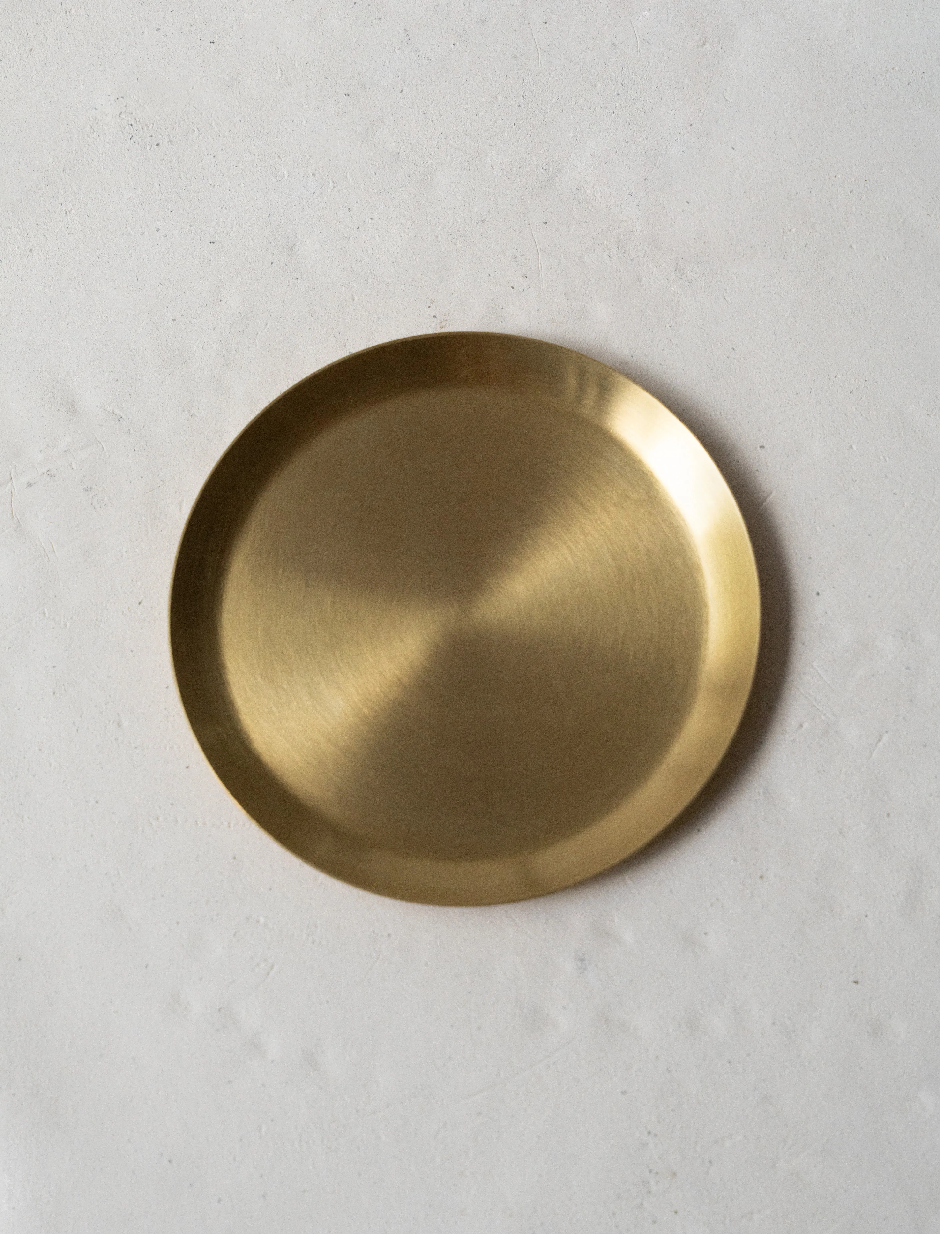 Brass Plate Round (M)