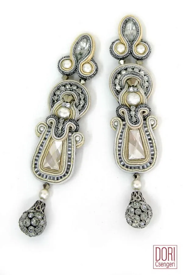 Calista Pearl & Crystal Earrings