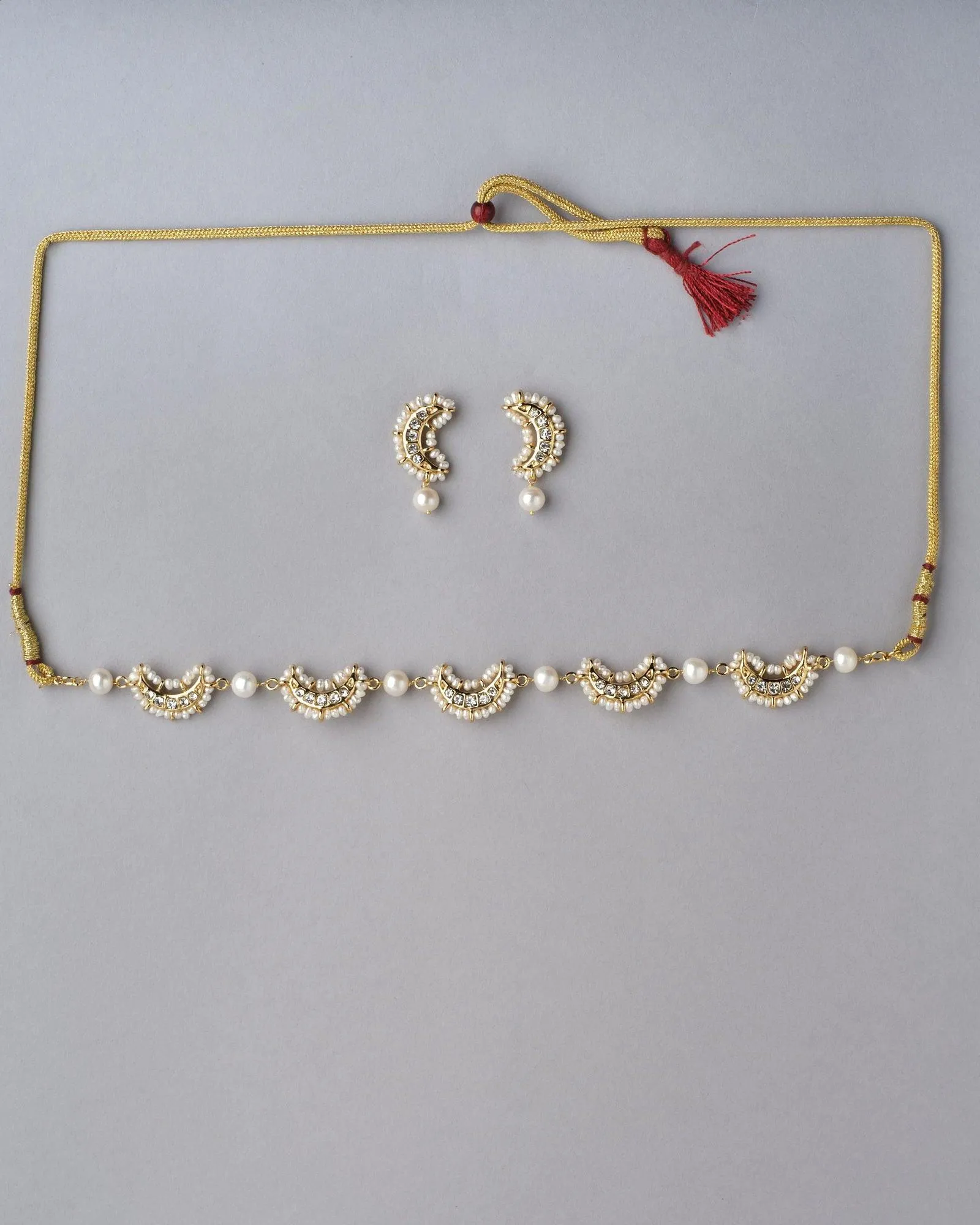 Delightful Pearl Necklace Sets