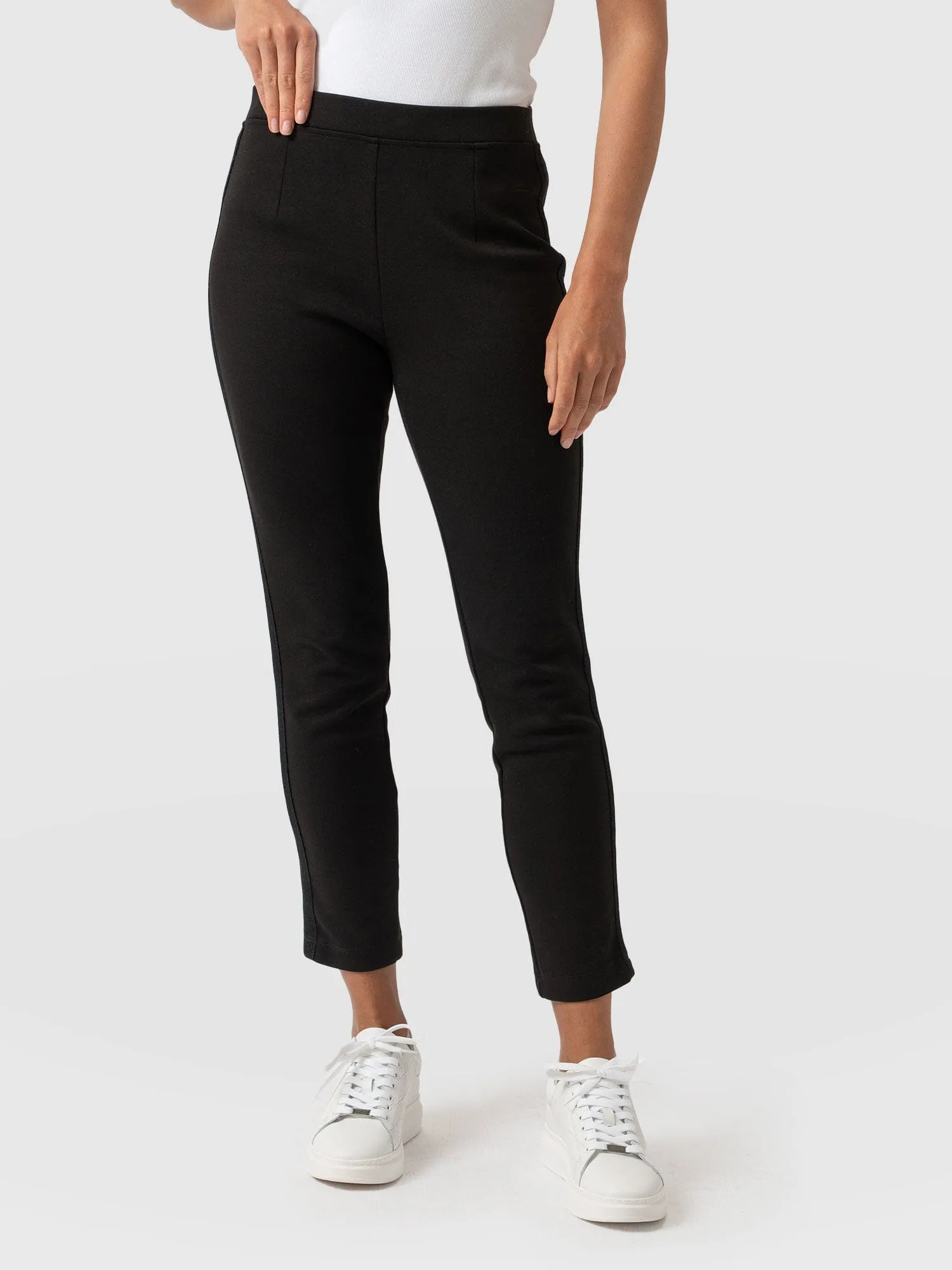 Marlow Tapered Pant - Black