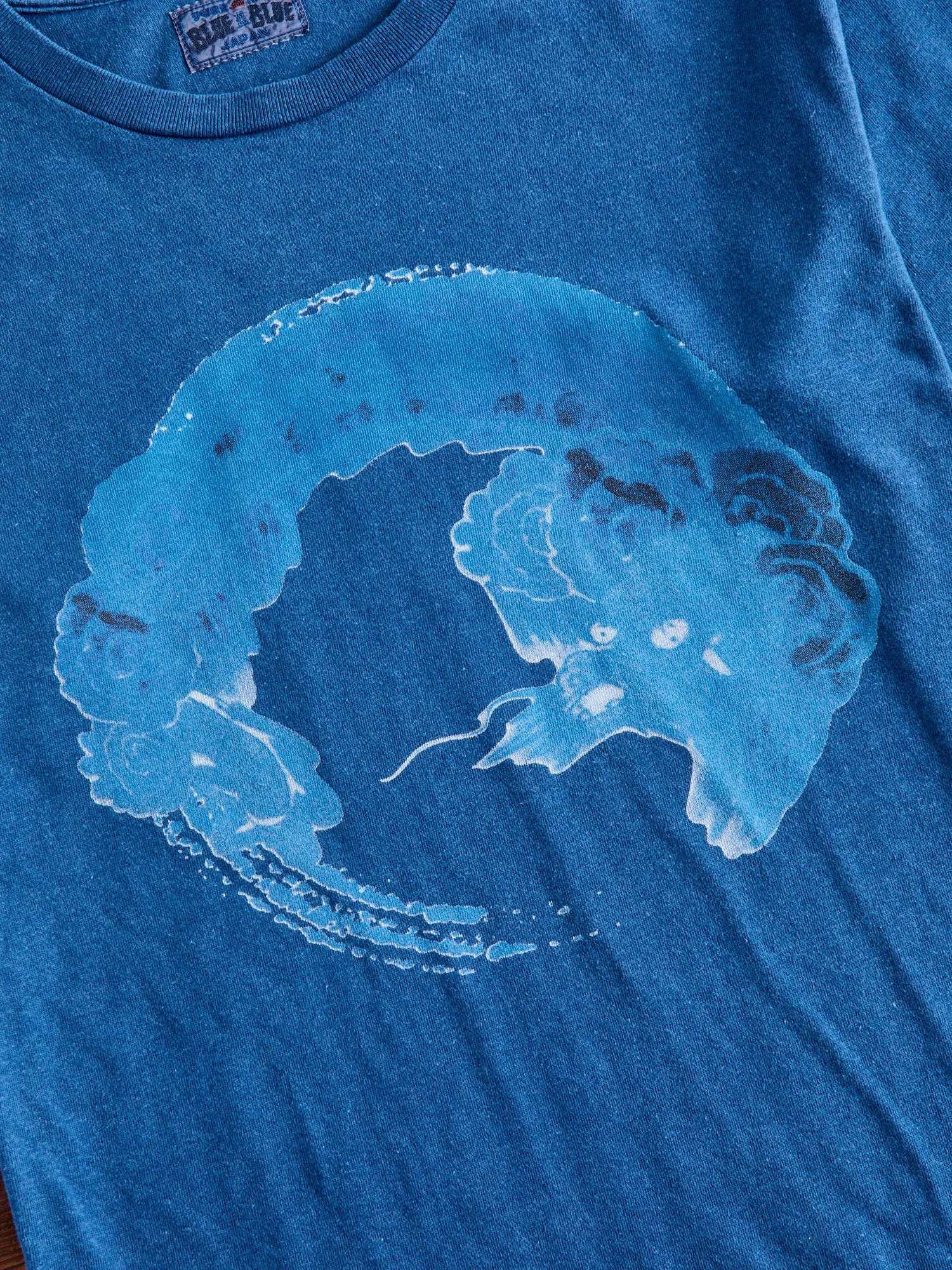 "Dragon" Bassen T-Shirt in Indigo