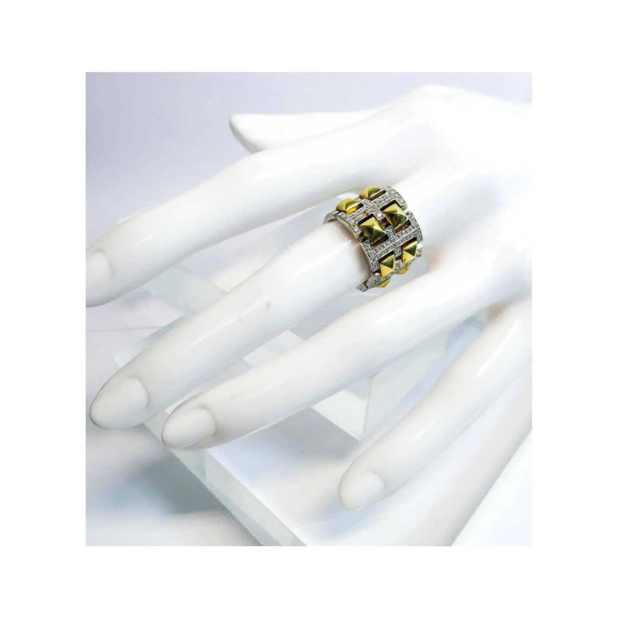 VERSACE 8K White and Yellow Gold with Diamond Accents | Size 6